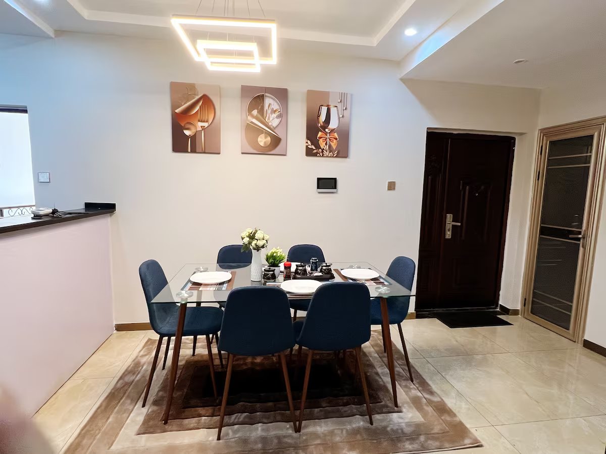 2 Bedroom Apartment Image 1