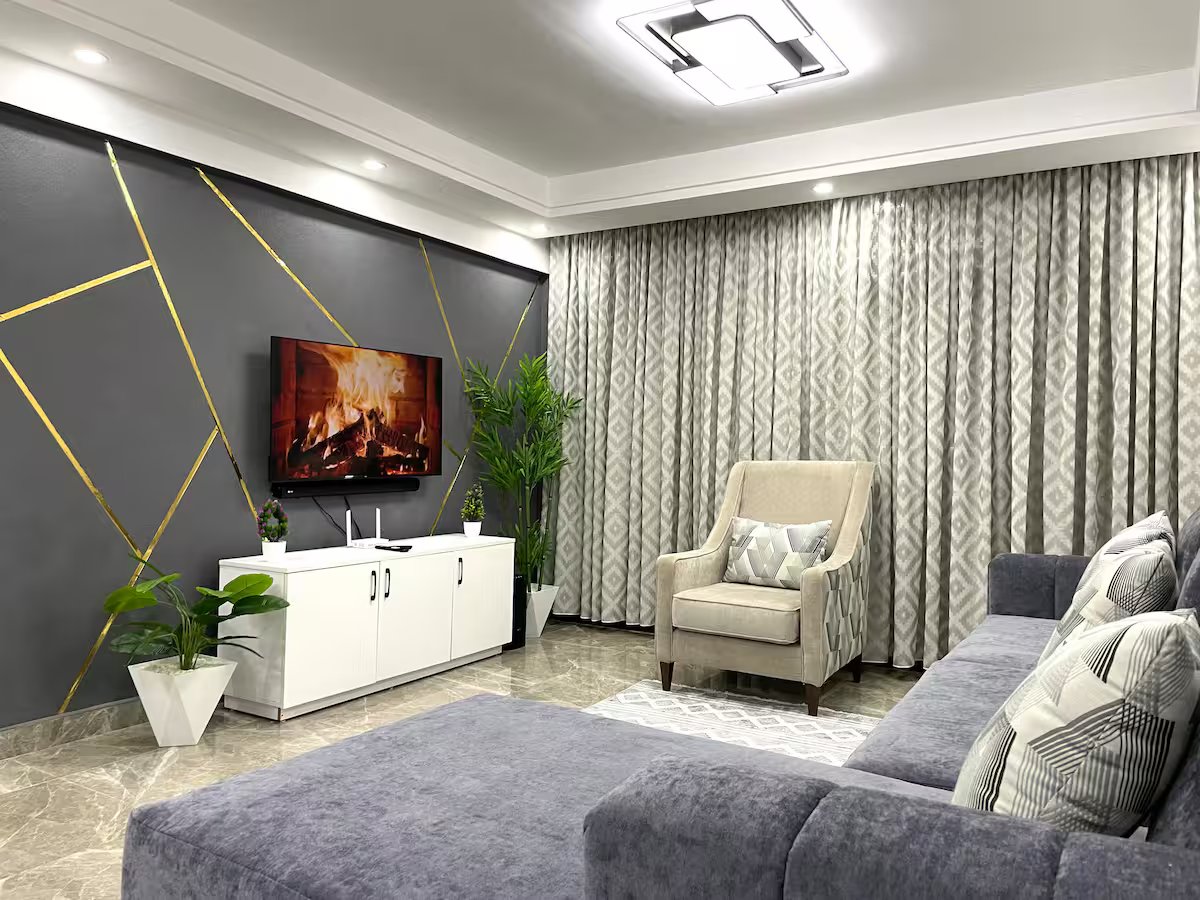 2 Bedroom Apartment Image 4